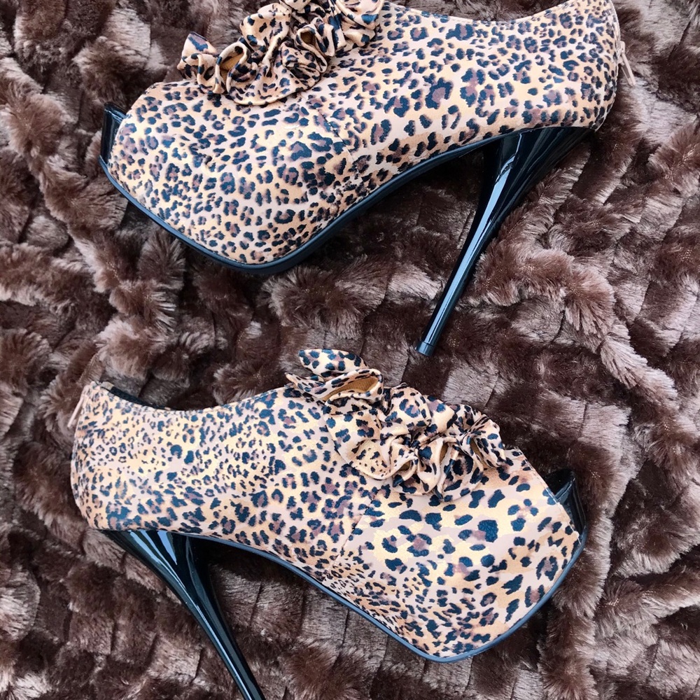 Cheetah peep toe heels